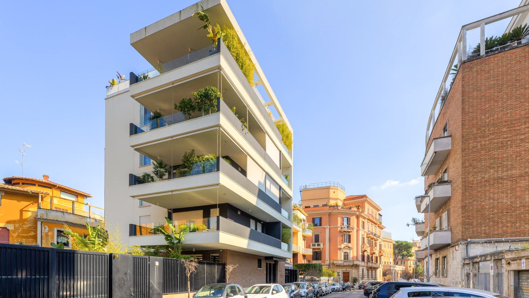 Appartamento luminoso con giardino privato a Roma