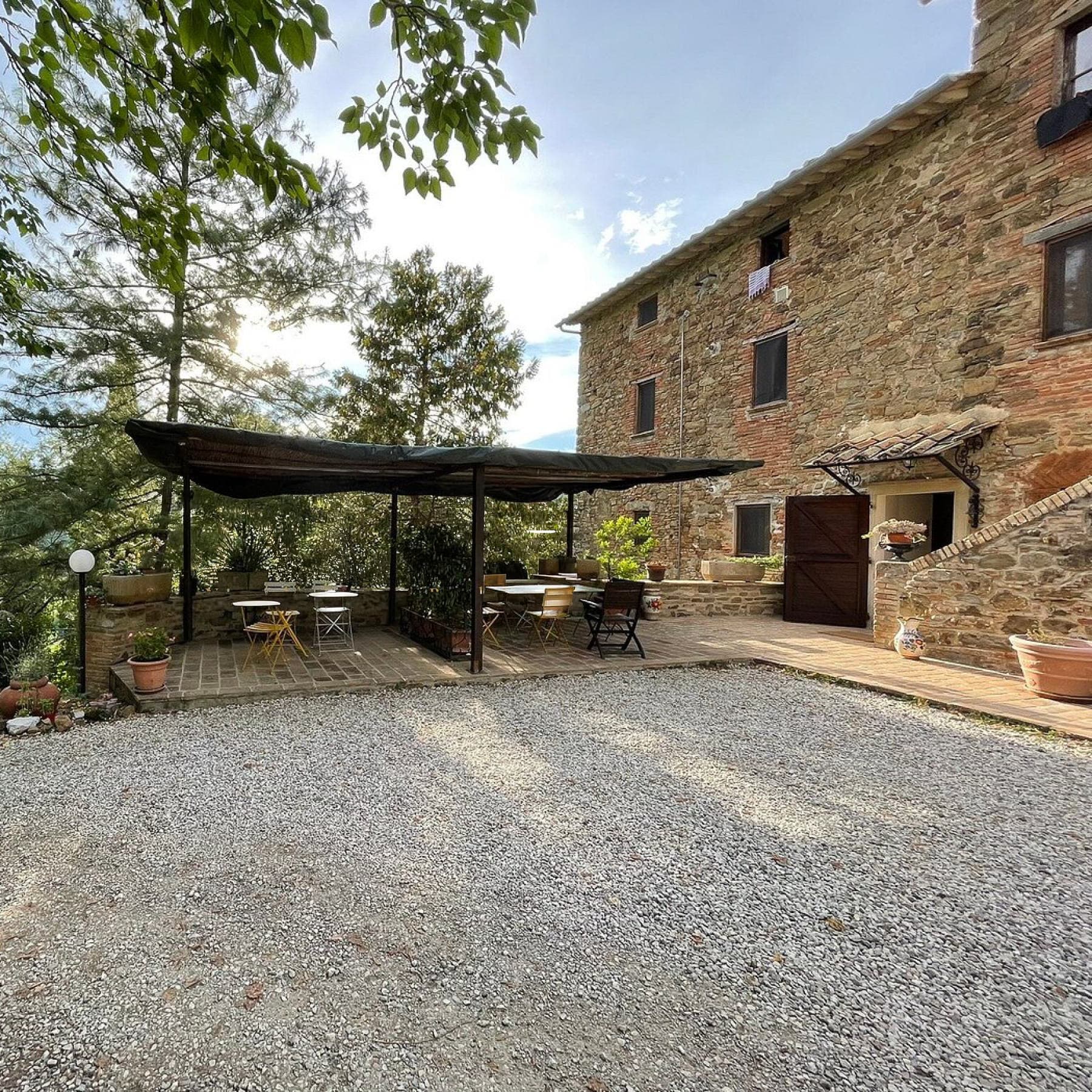 Casale di Lusso con Piscina tra le Colline di Umbertide