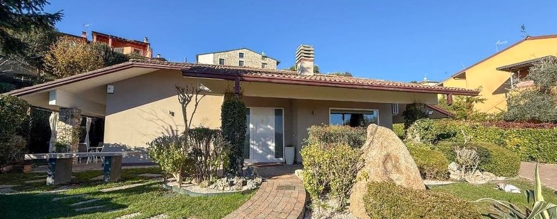 Villa in Soiano, Lake Garda, Lombardia Charm