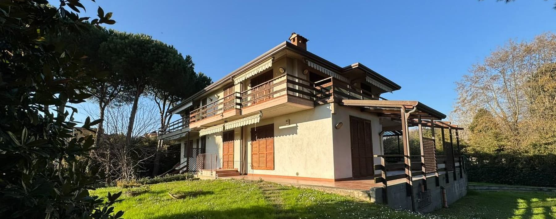 Charming Villa in Marina di Massa, Tuscany