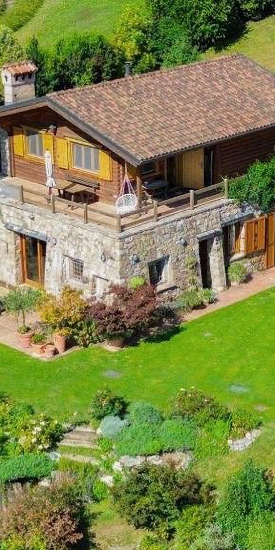Detached House in Ranzanico, Lombardy