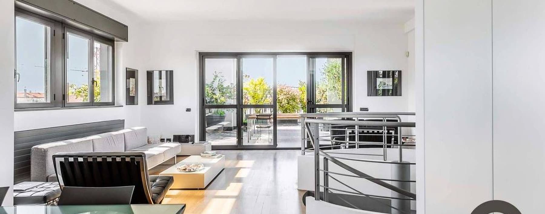 Chic Apartment in Milano, Heart of Lombardy