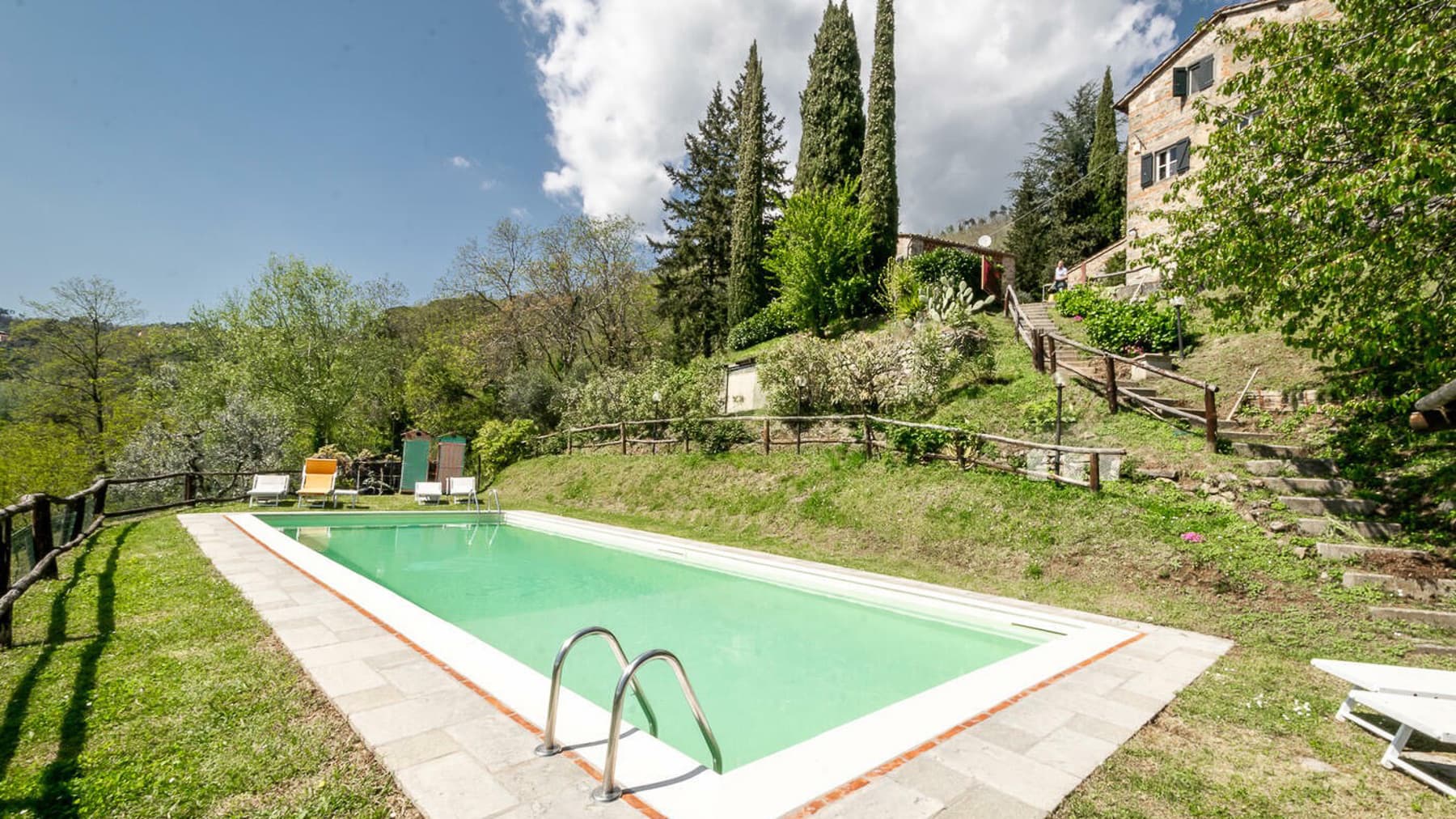 Casale con Piscina a Capannori, nel Cuore della Toscana
