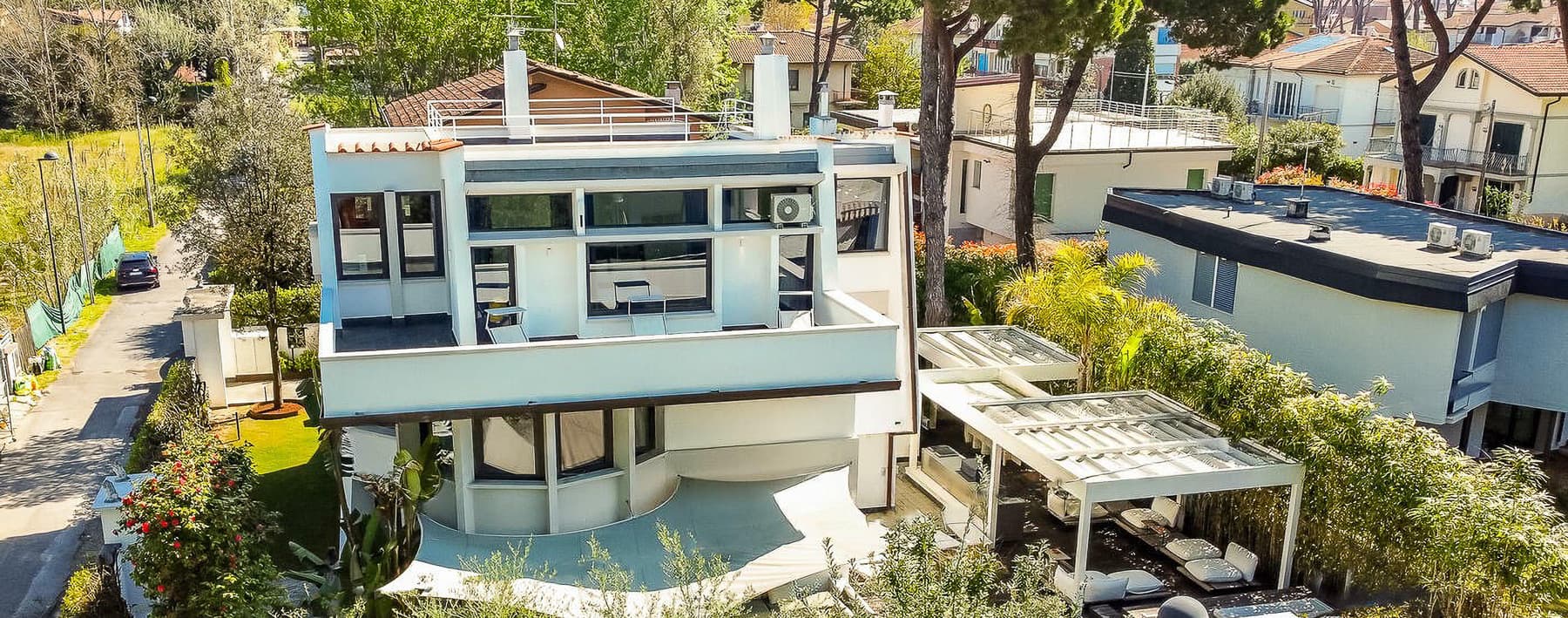 Villa moderna a Marina di Pietrasanta, Toscana