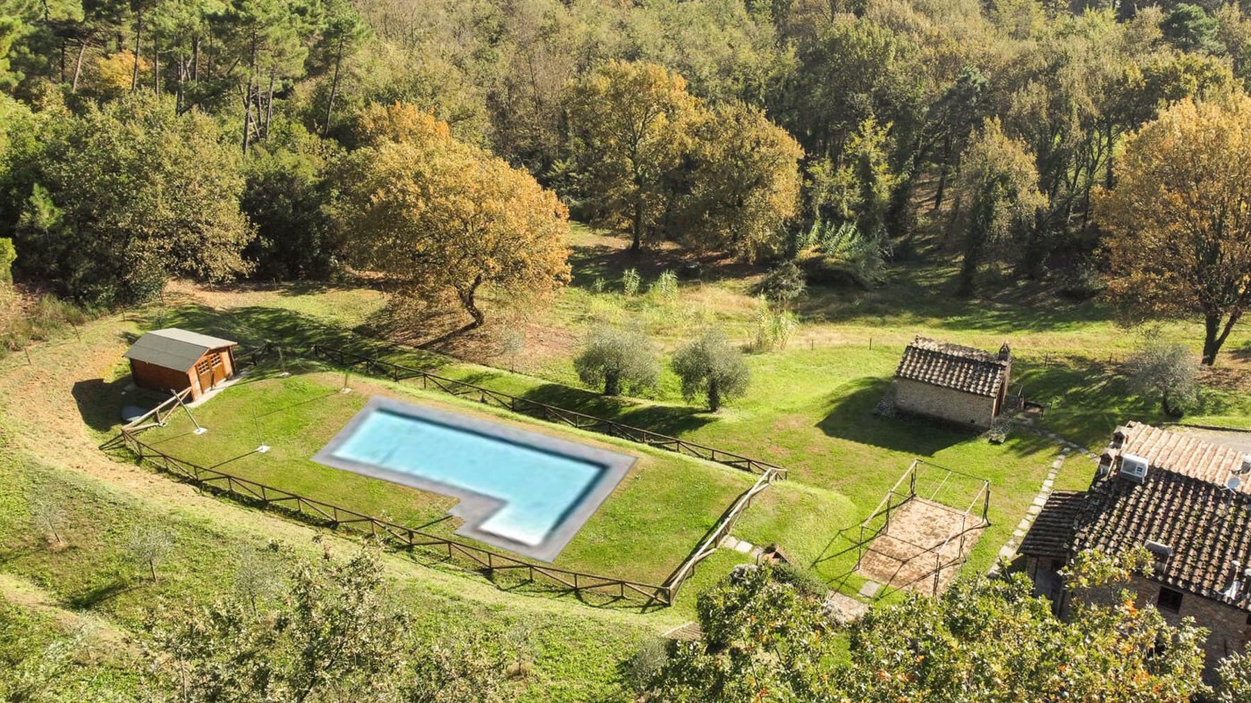 Casale panoramico in Toscana, 330 mq a Montecarlo