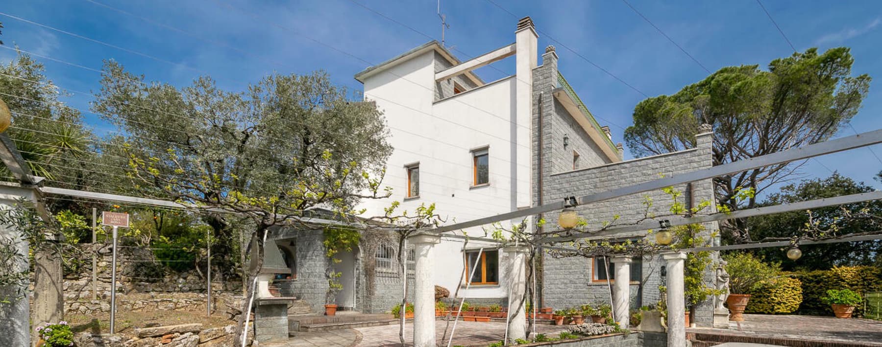 Villa with Sea Views in Le Grazie, Liguria