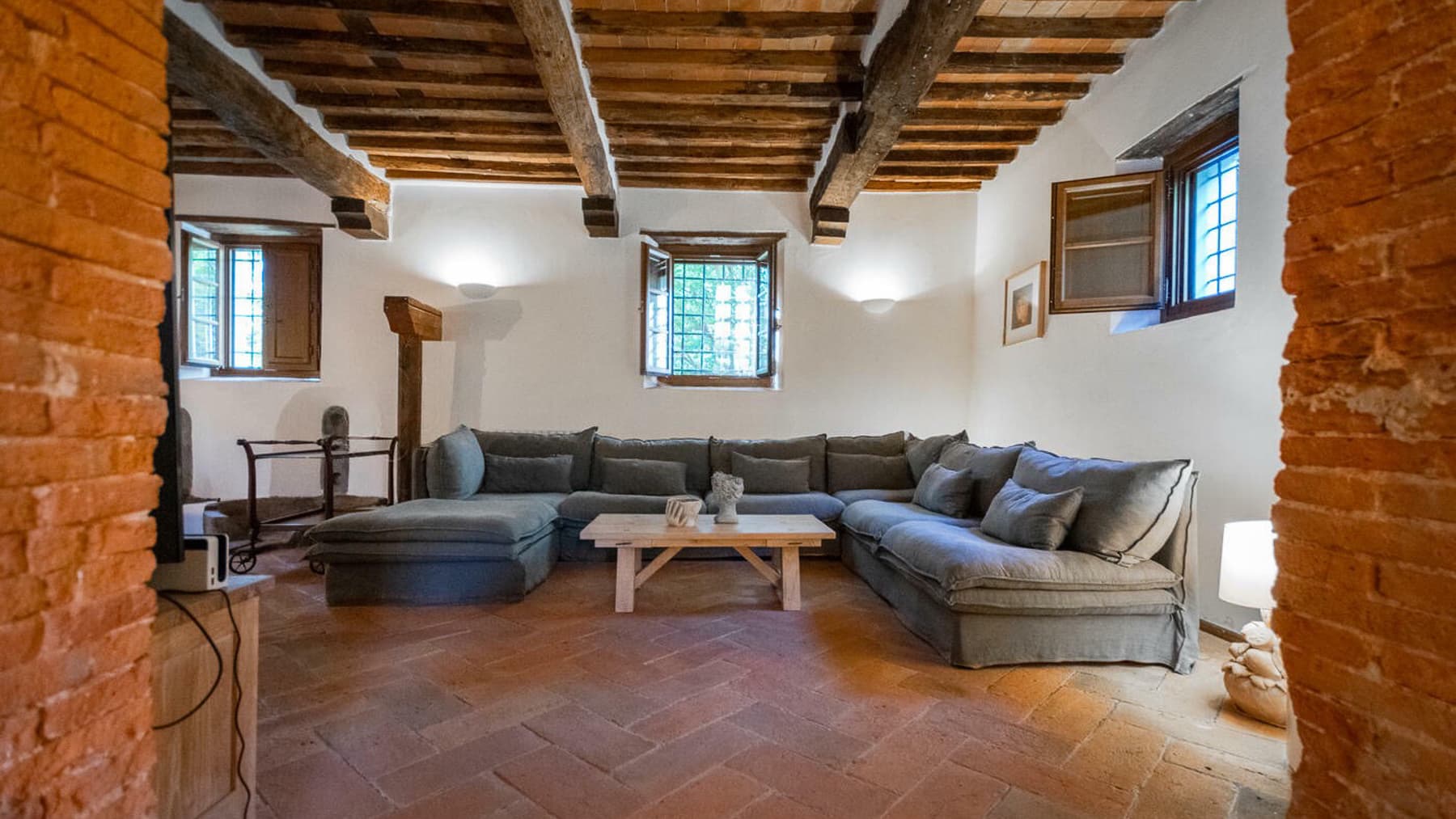 Renovated Rustic House with Pool in Versilia, Tuscany