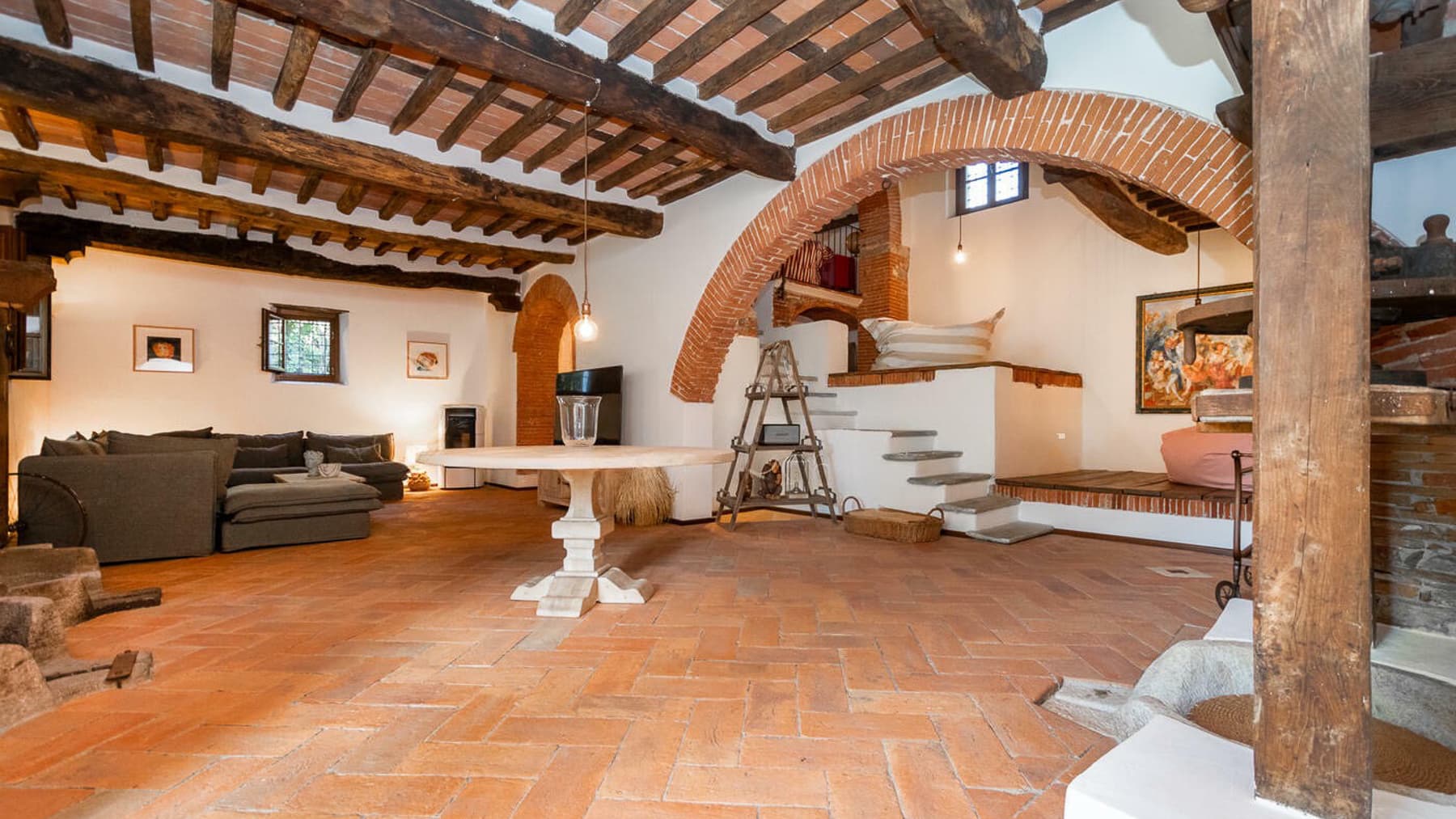 Renovated Rustic House with Pool in Versilia, Tuscany