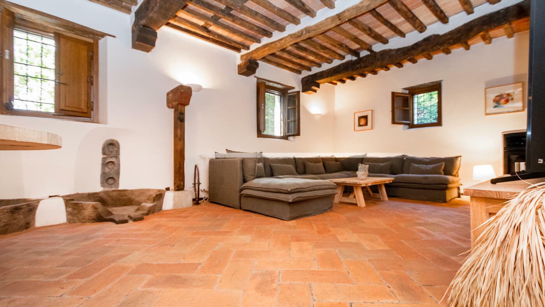 Renovated Rustic House with Pool in Versilia, Tuscany
