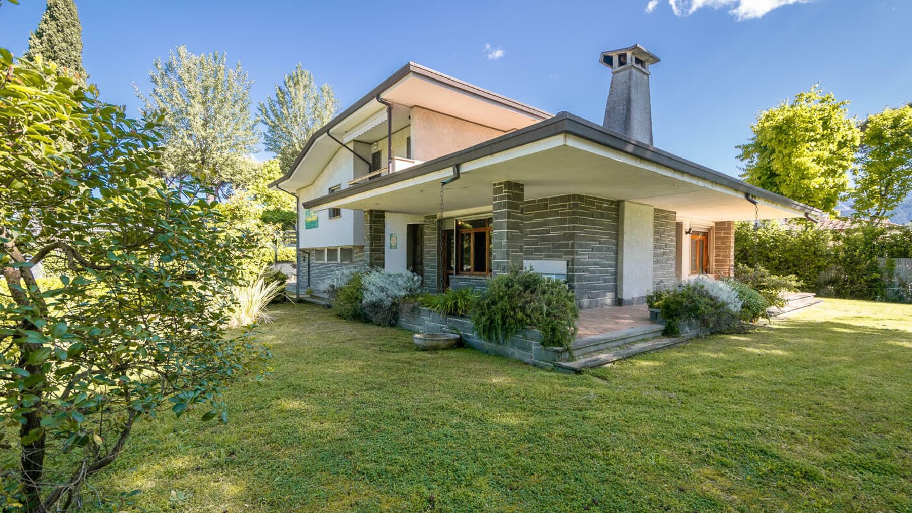 Prestigious Villa in Forte dei Marmi, Tuscany