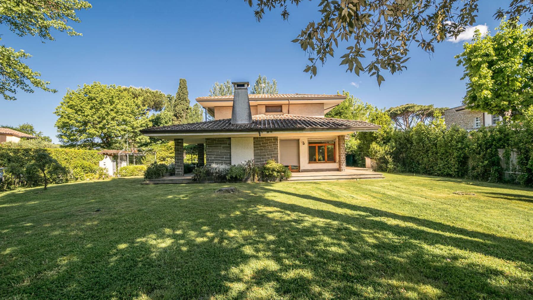Prestigious Villa in Forte dei Marmi, Tuscany