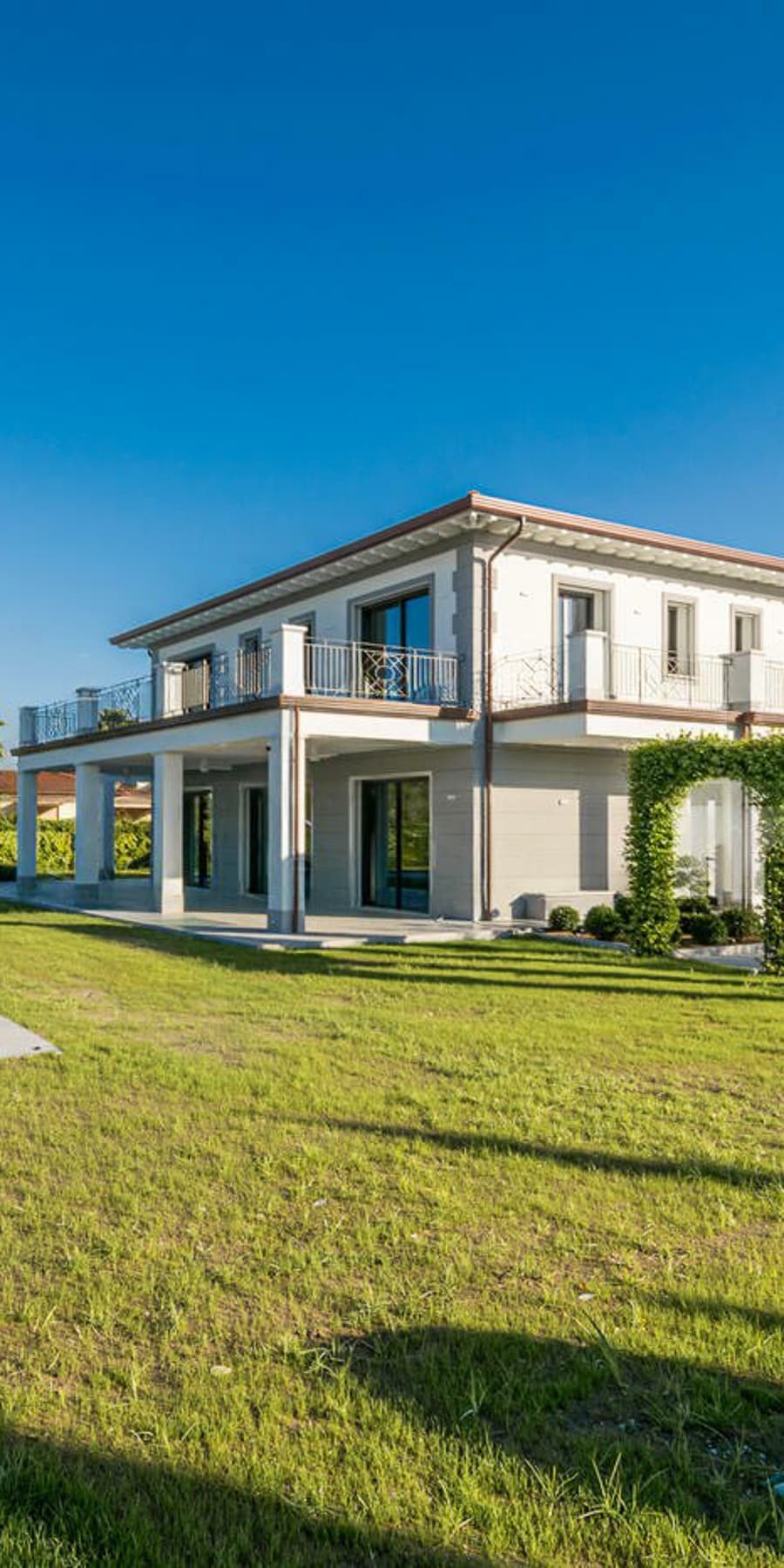 Exclusive Villa with Pool in Forte dei Marmi, Tuscany