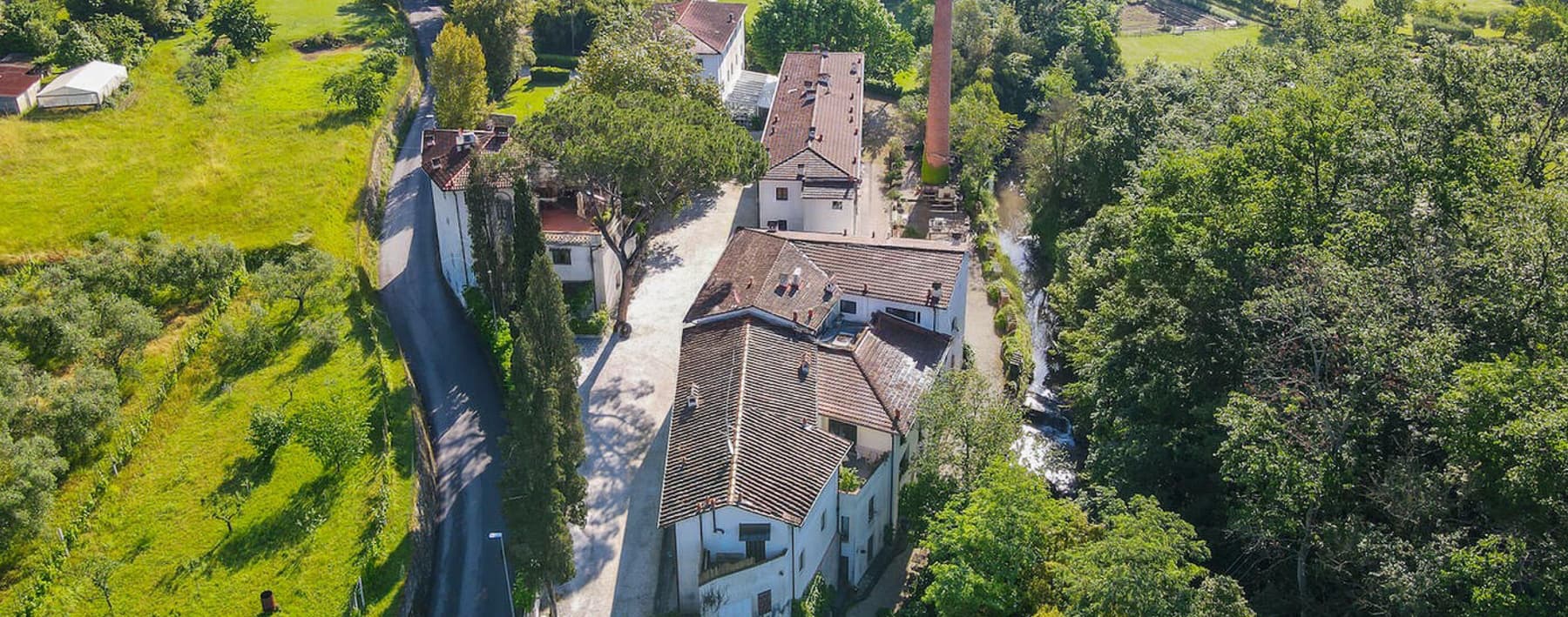 Villa storica tra le colline di Camaiore, Versilia
