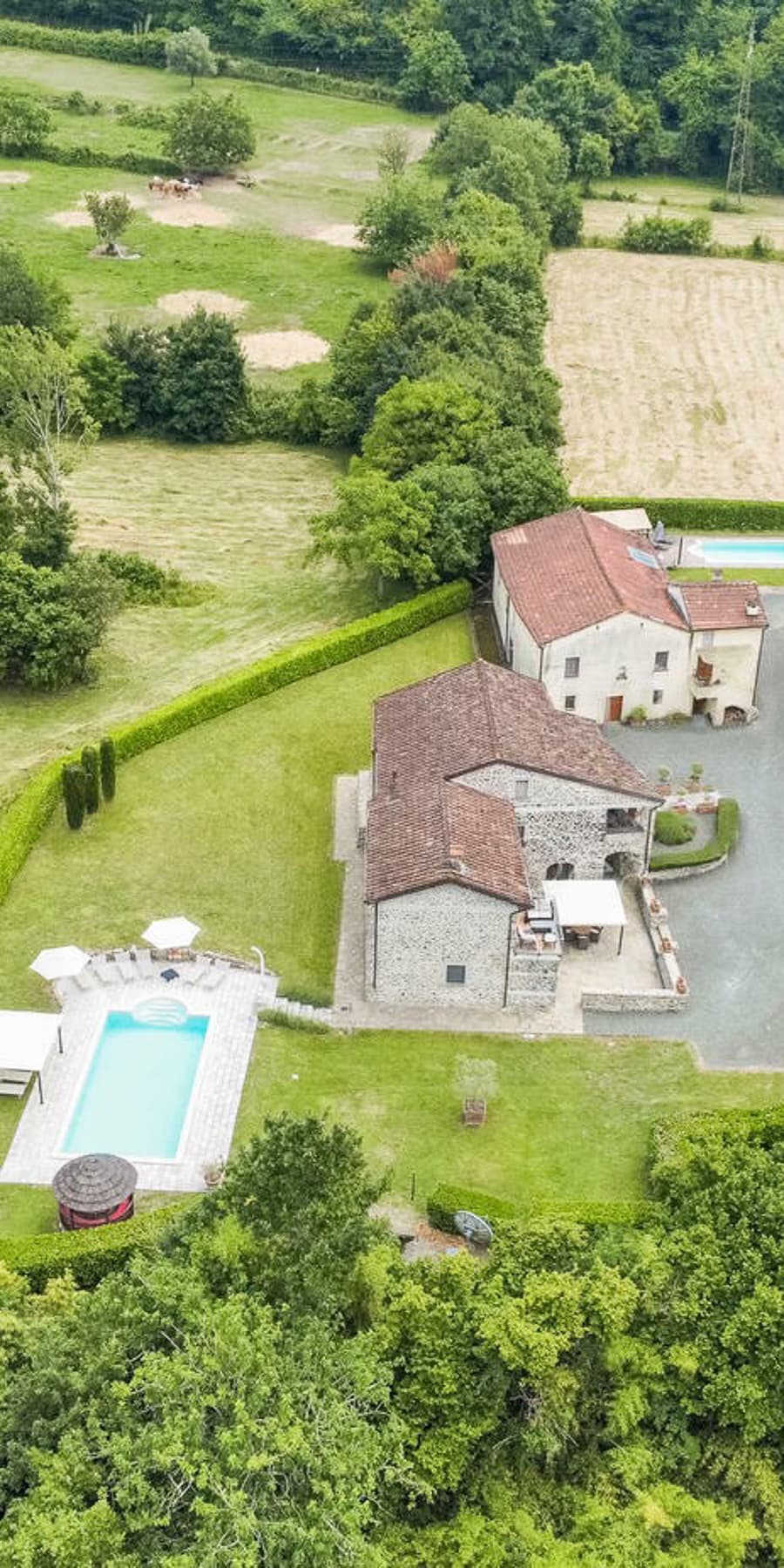 Villa con Piscina nella Tranquilla Lunigiana, Toscana