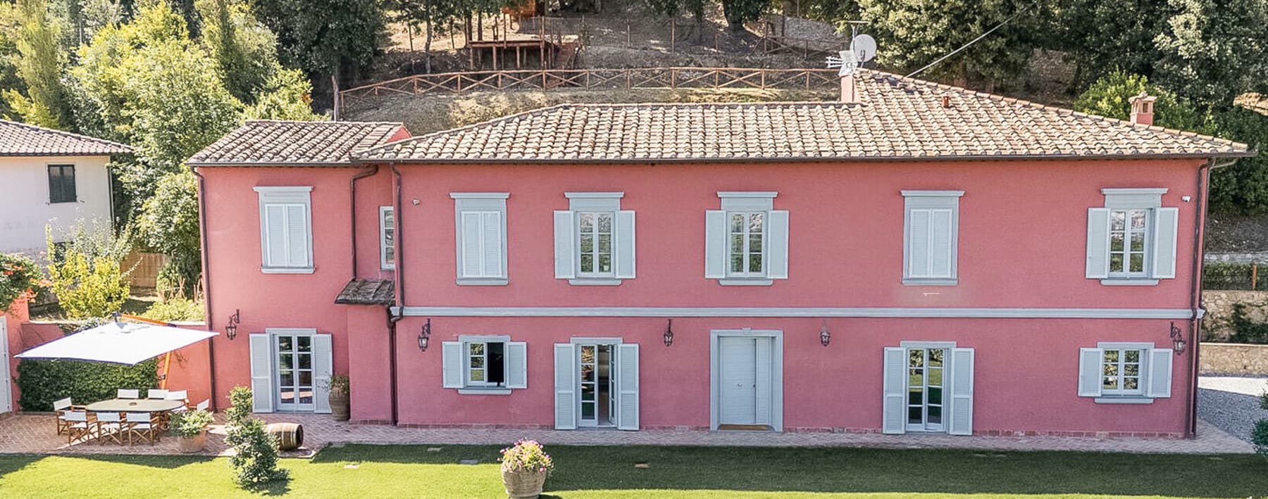 Prestigious Villa in Montenero, Tuscany