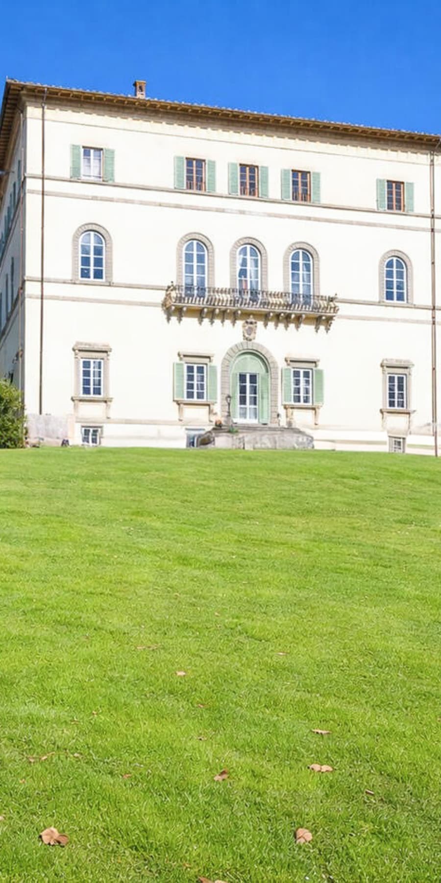 Villa storica tra le colline di Lucca, Toscana