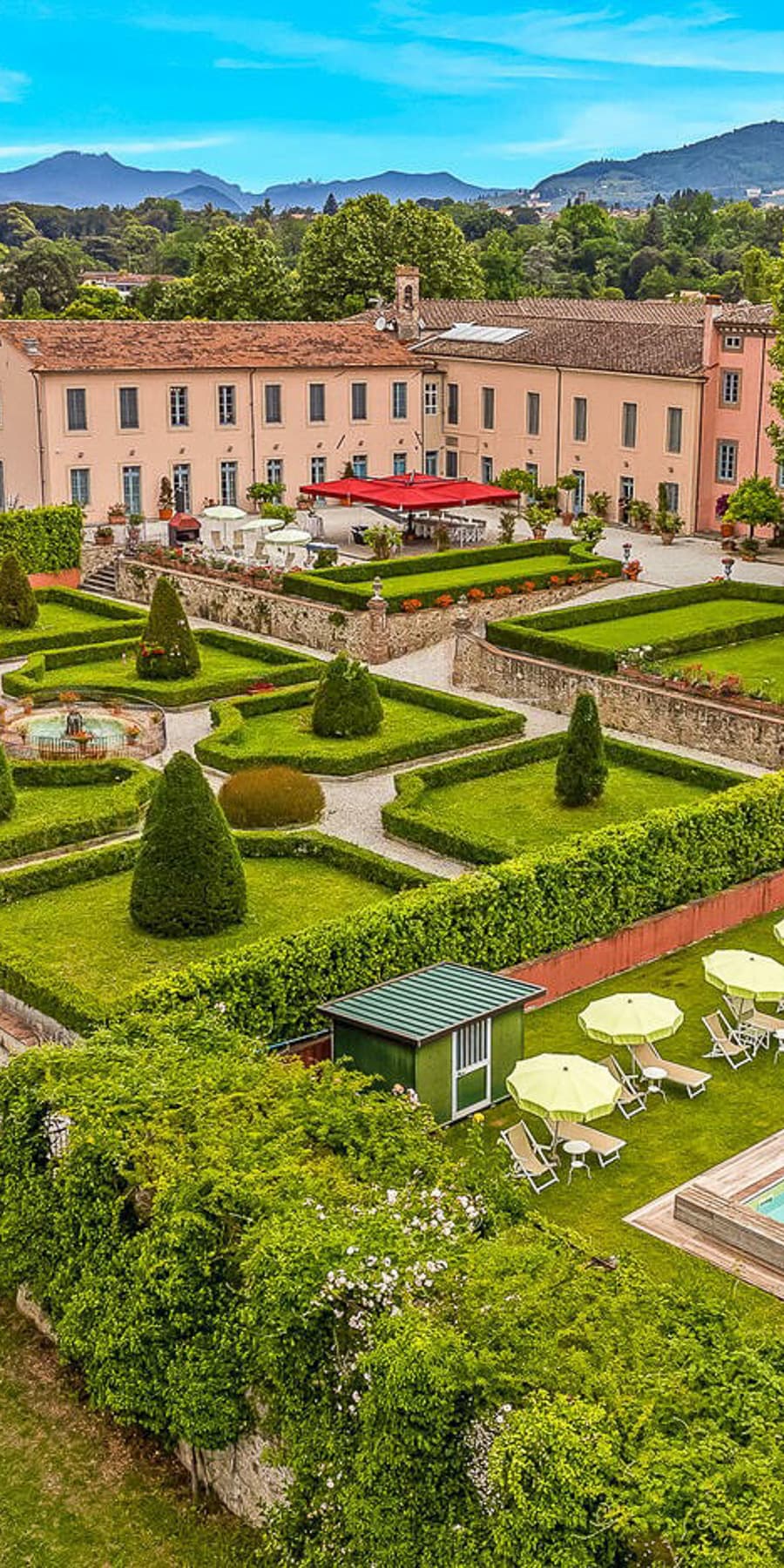 Historic Villa with Pool in Capannori, Tuscany
