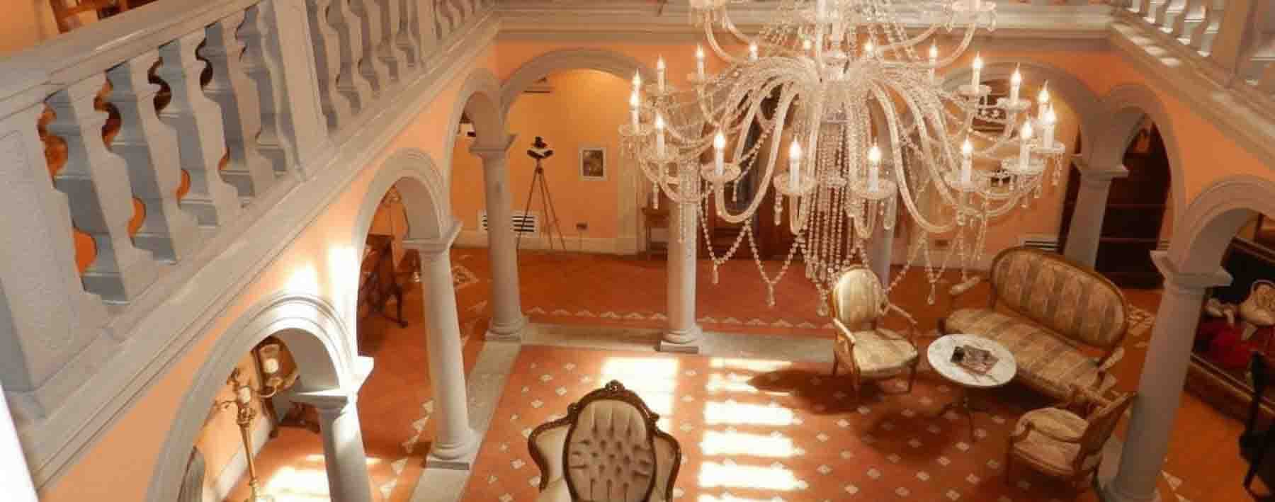 Charming Hotel in Castelnuovo, Tuscany