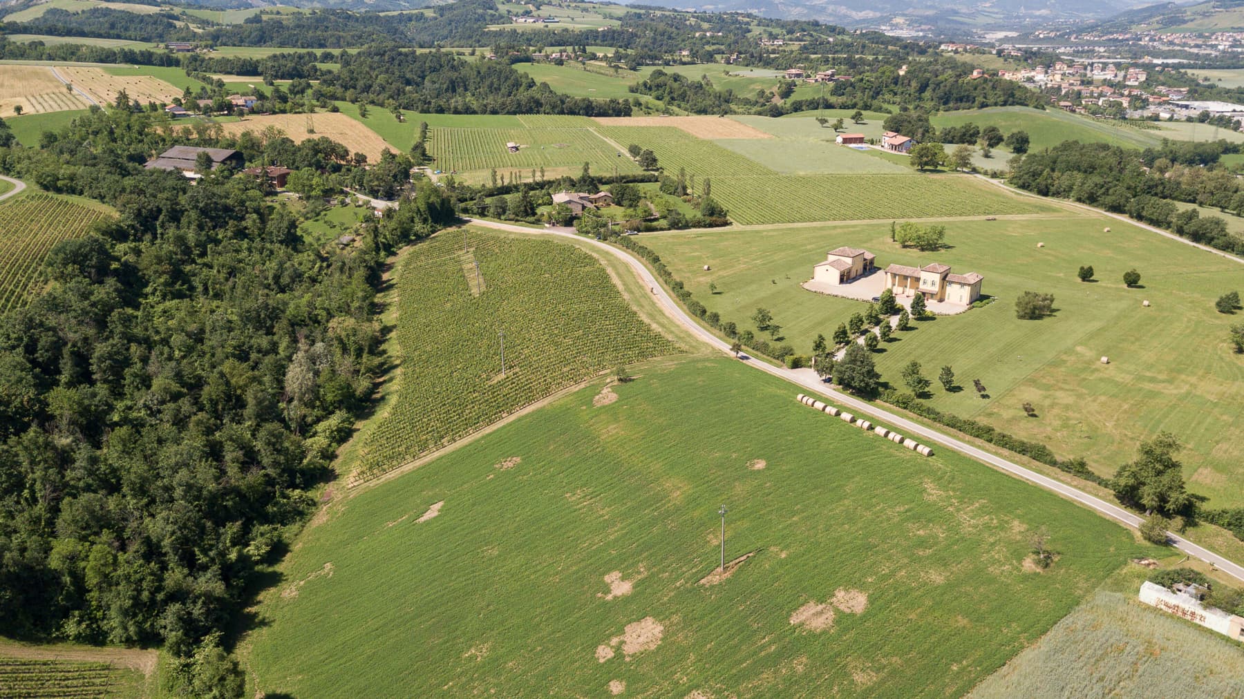 Villa con ampio giardino nella tranquilla Parma