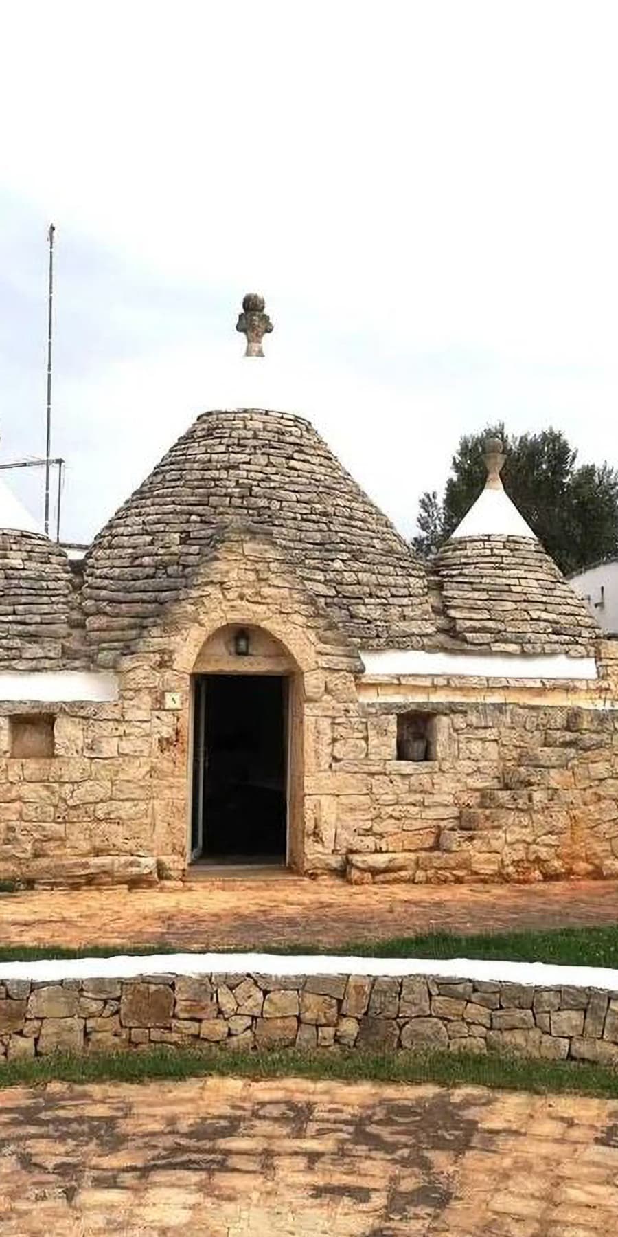 Trullo restaurato a San Vito dei Normanni, Puglia