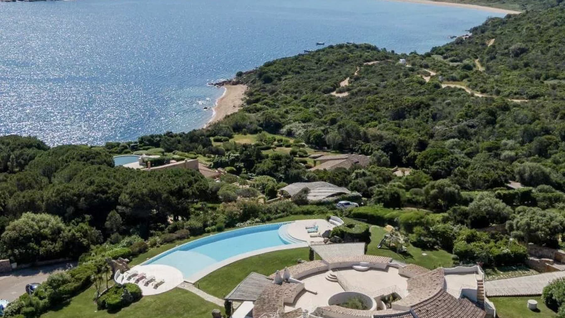 Villa con piscina e vista mare a Palau, Sardegna