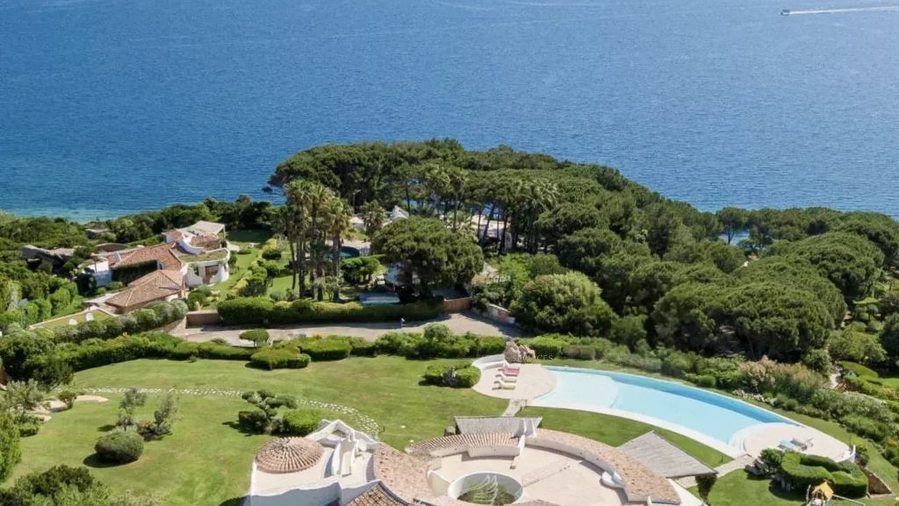 Villa con piscina e vista mare a Palau, Sardegna