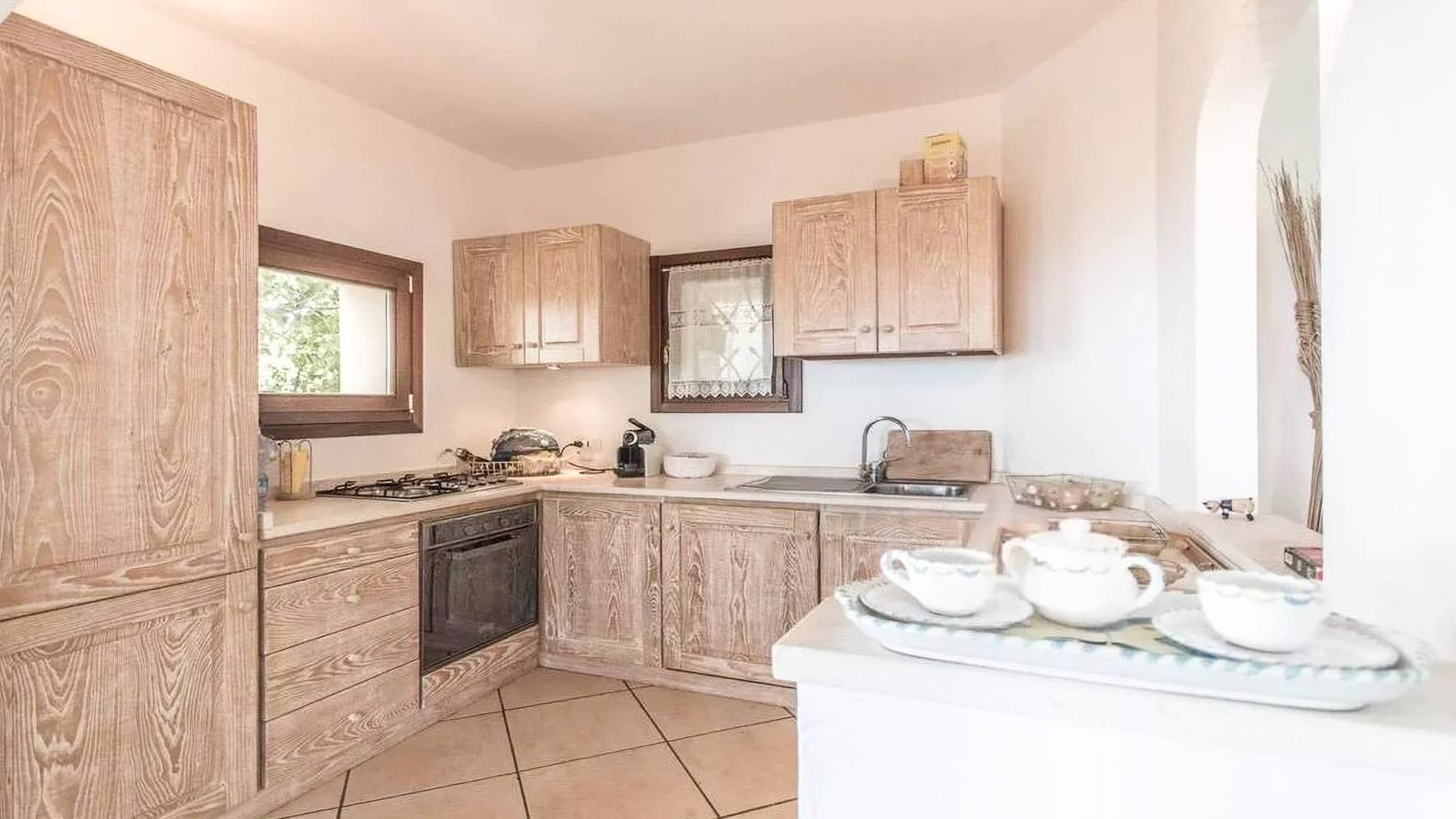 Villa con giardino ad Arzachena, Sardegna