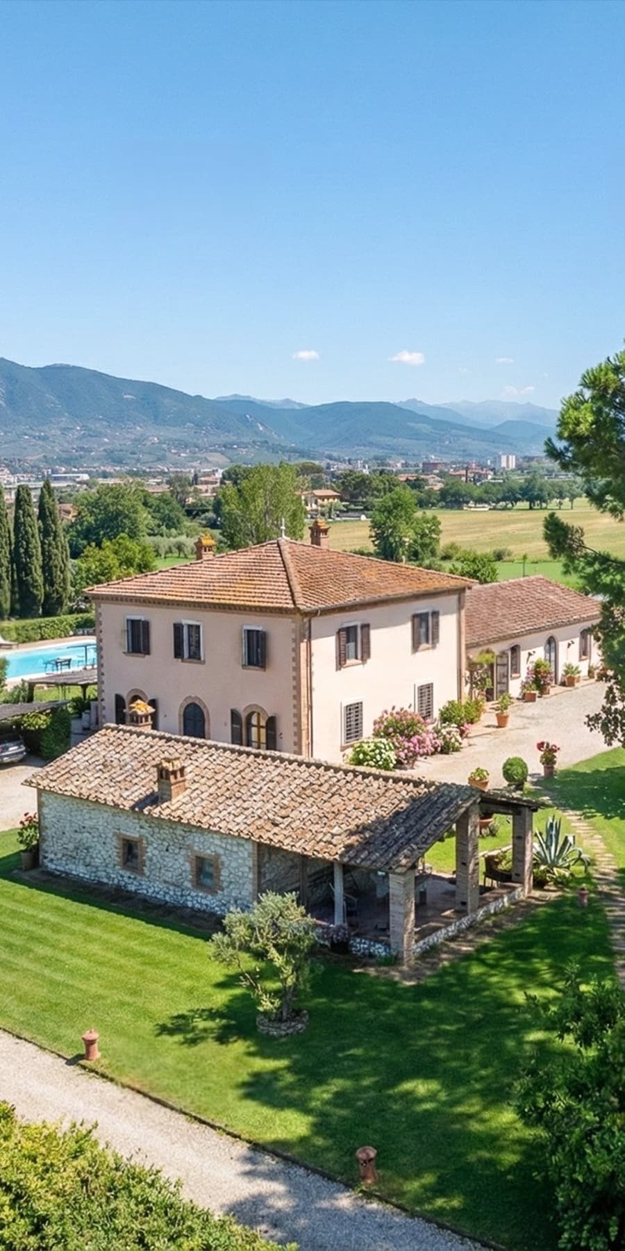 Villa esclusiva con piscina nella campagna umbra