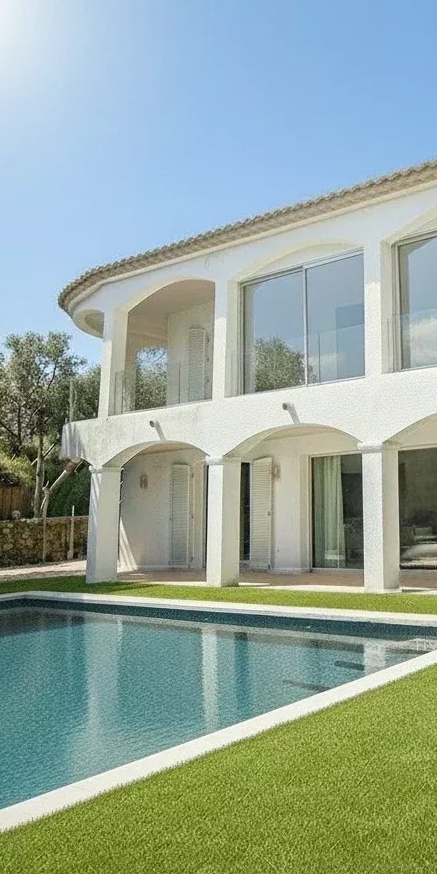 Elegant Villa by the Sea in Sardinia's Costa Smeralda