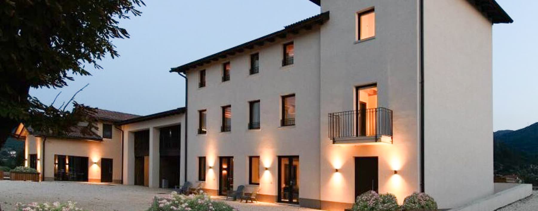 Villa with Pool Near Lake Garda, Veneto Retreat