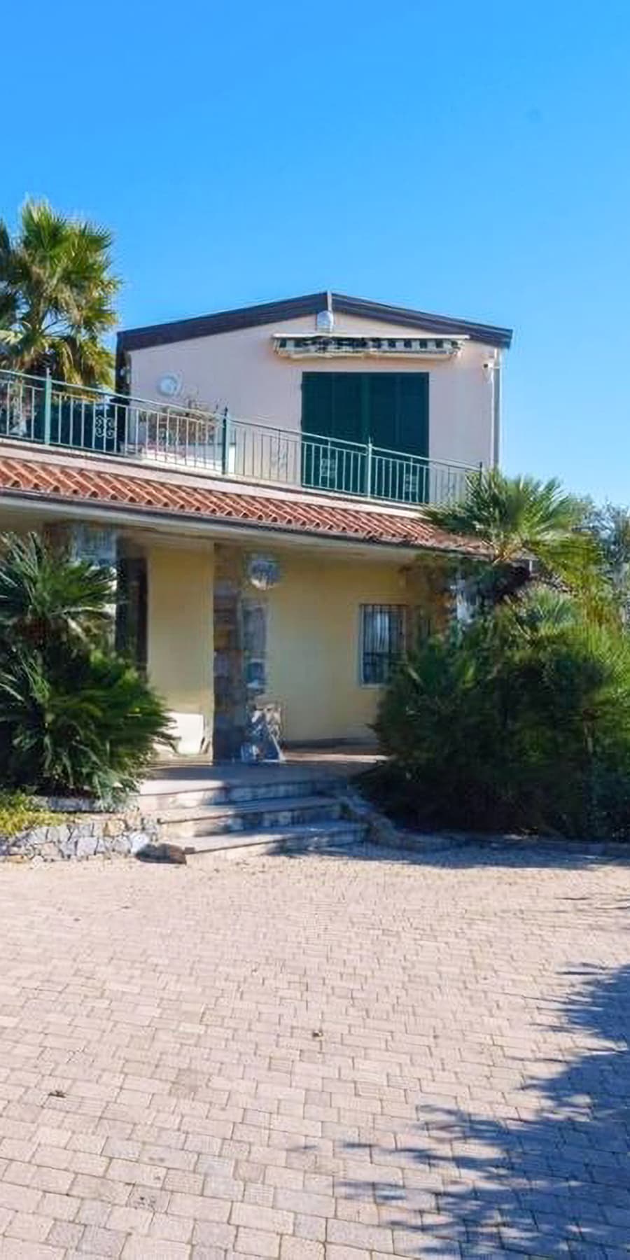 Elegant Villa in Sanremo, Liguria's Coastal Charm