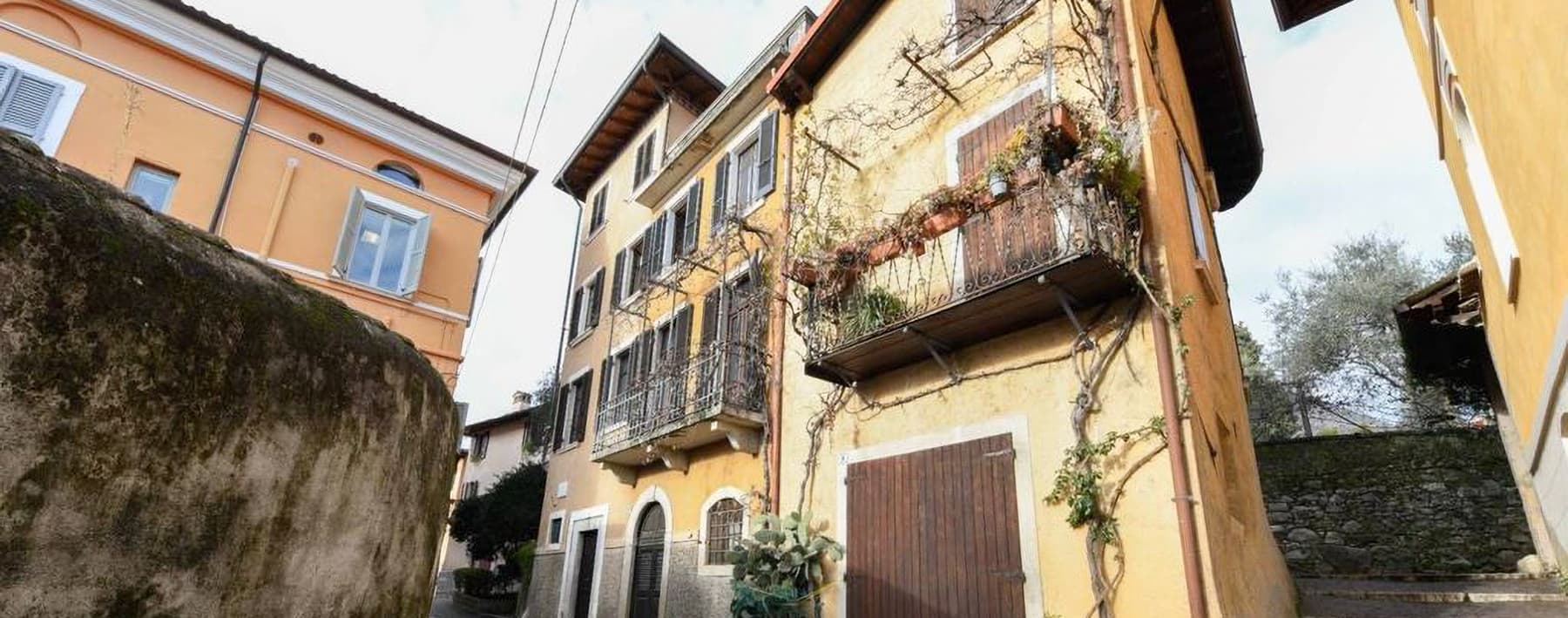 Villa esclusiva a Gardone Riviera, Lago di Garda