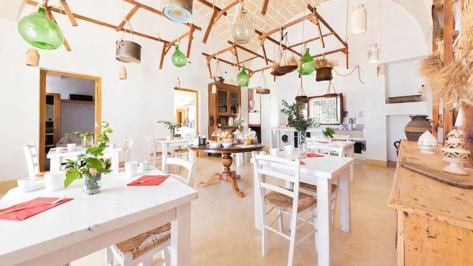 Villa con giardino nel cuore del Salento, Cavallino