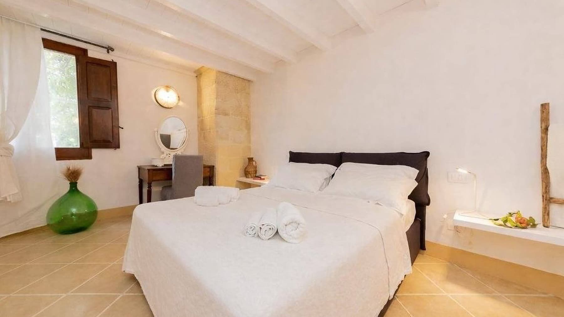 Villa con giardino nel cuore del Salento, Cavallino