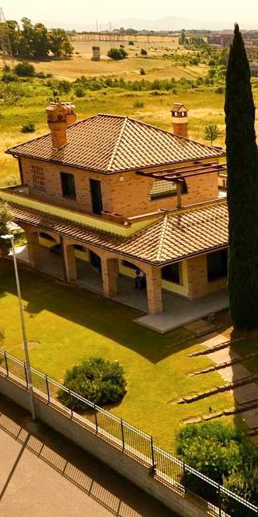 Villa nel cuore verde di Dragona, Roma