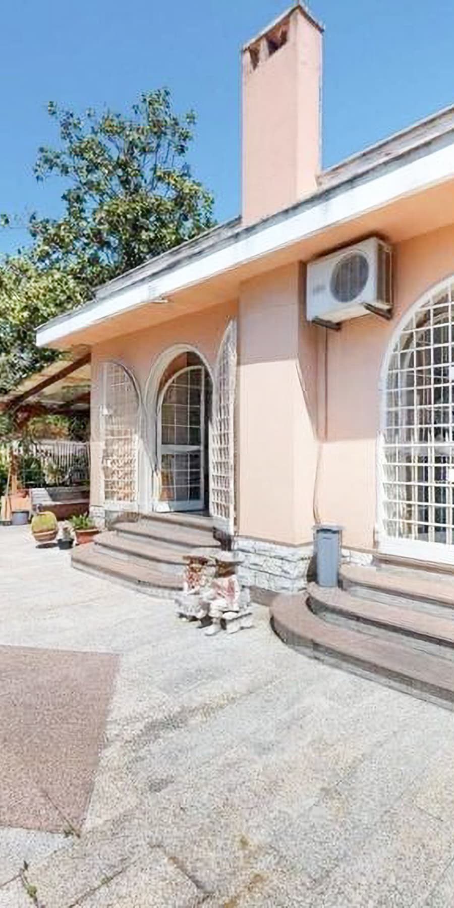 Villa esclusiva con piscina nel cuore di Roma