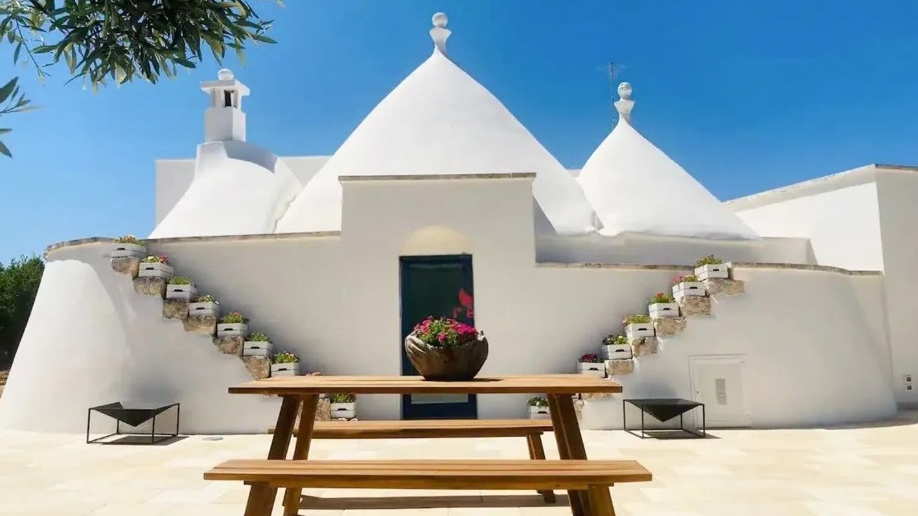 Charming Villa in Ostuni, Puglia's Scenic Beauty
