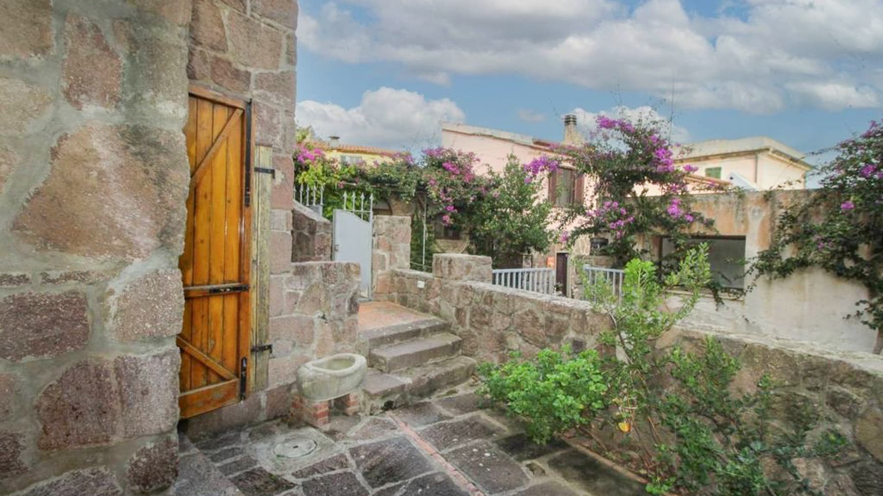 Villa in Capraia Isola, Tuscany