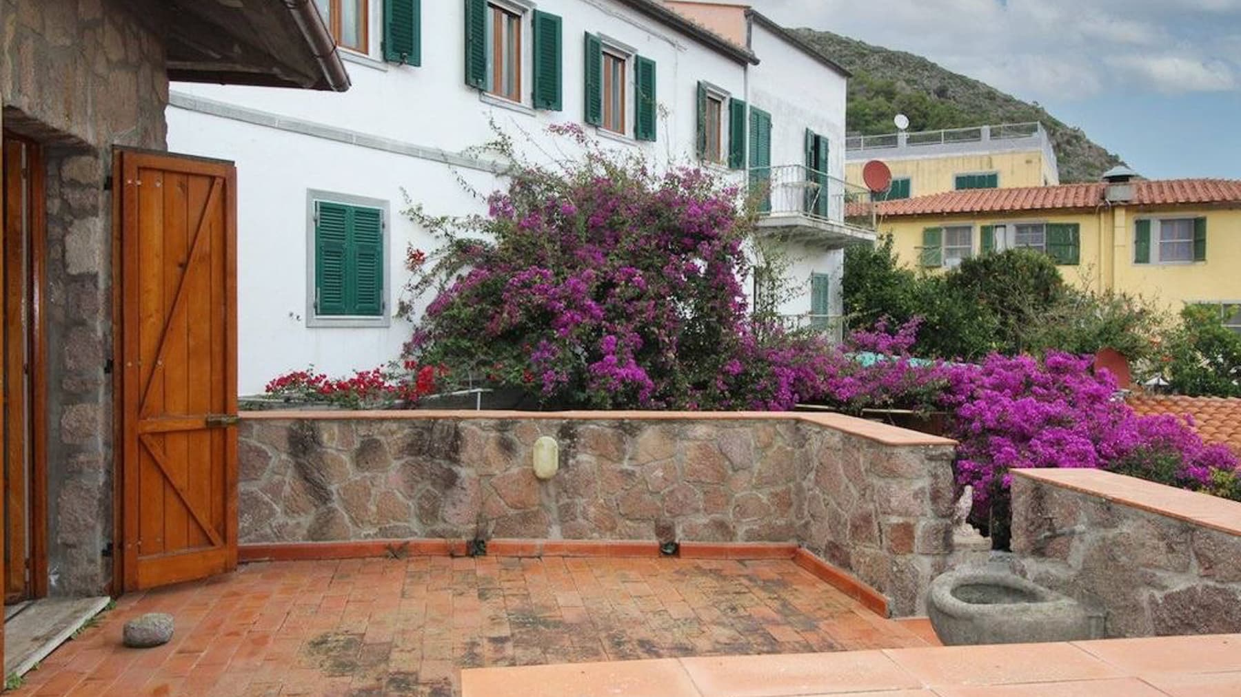 Villa in Capraia Isola, Tuscany