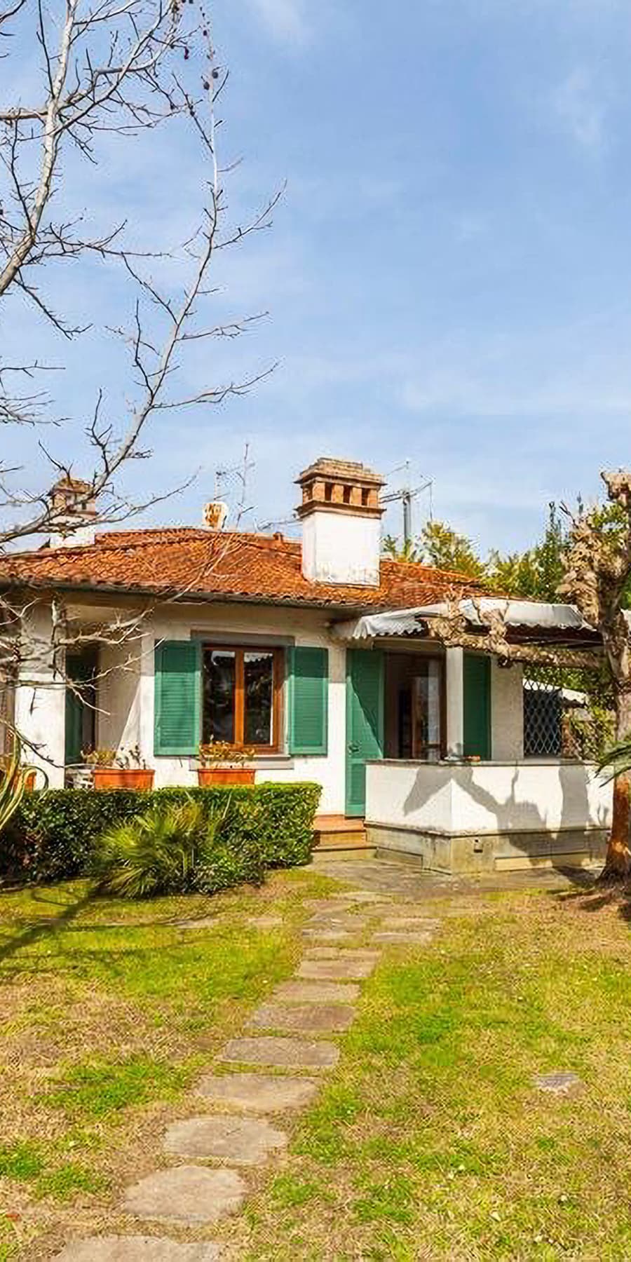 Villa elegante a Forte dei Marmi, cuore della Versilia