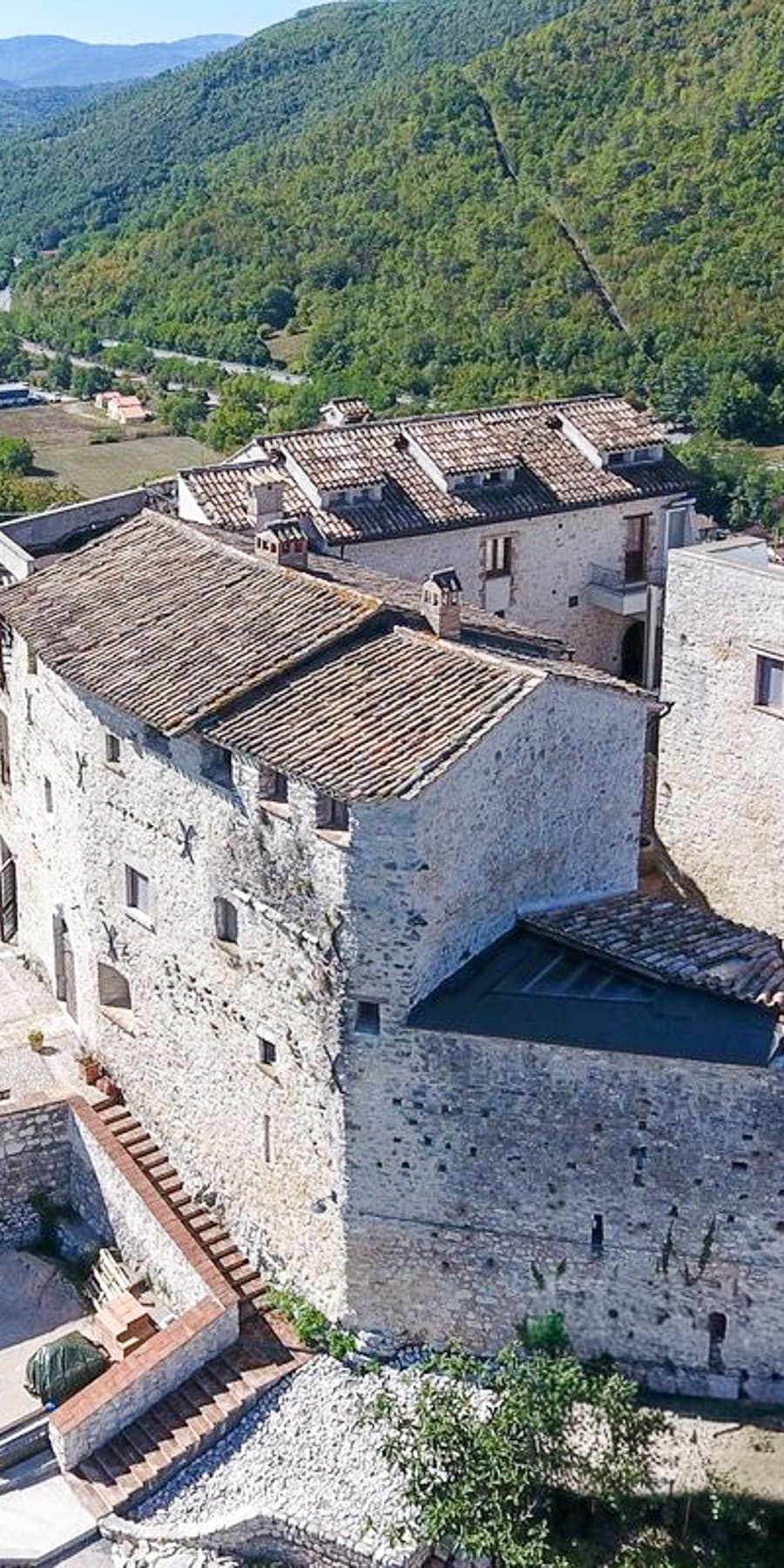 Castello panoramico di lusso a Torrecola, Umbria