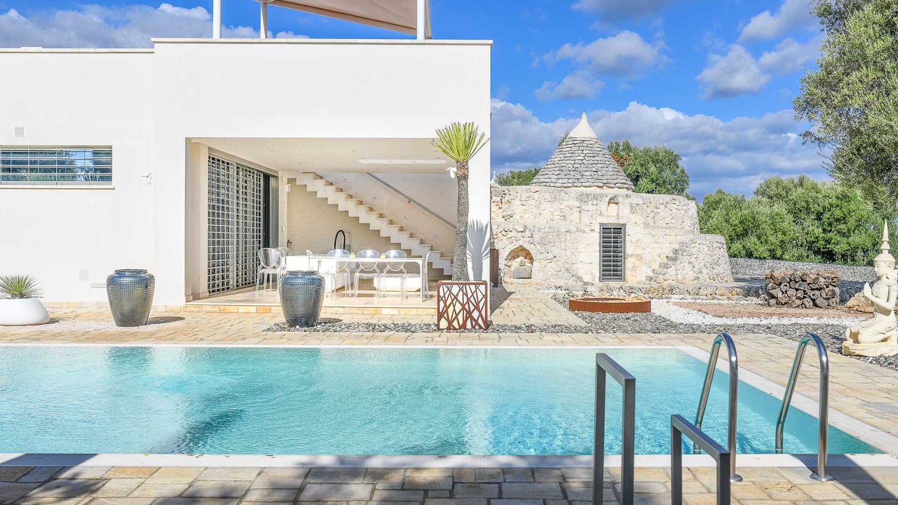Villa Trullo Mireide a Carovigno, Puglia, con piscina