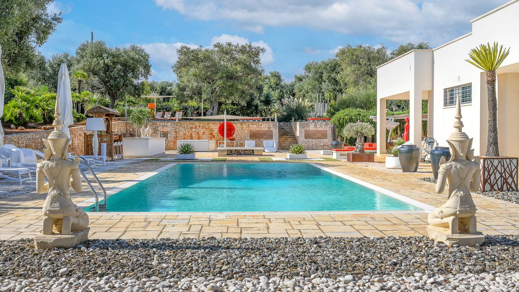 Villa Trullo Mireide a Carovigno, Puglia, con piscina