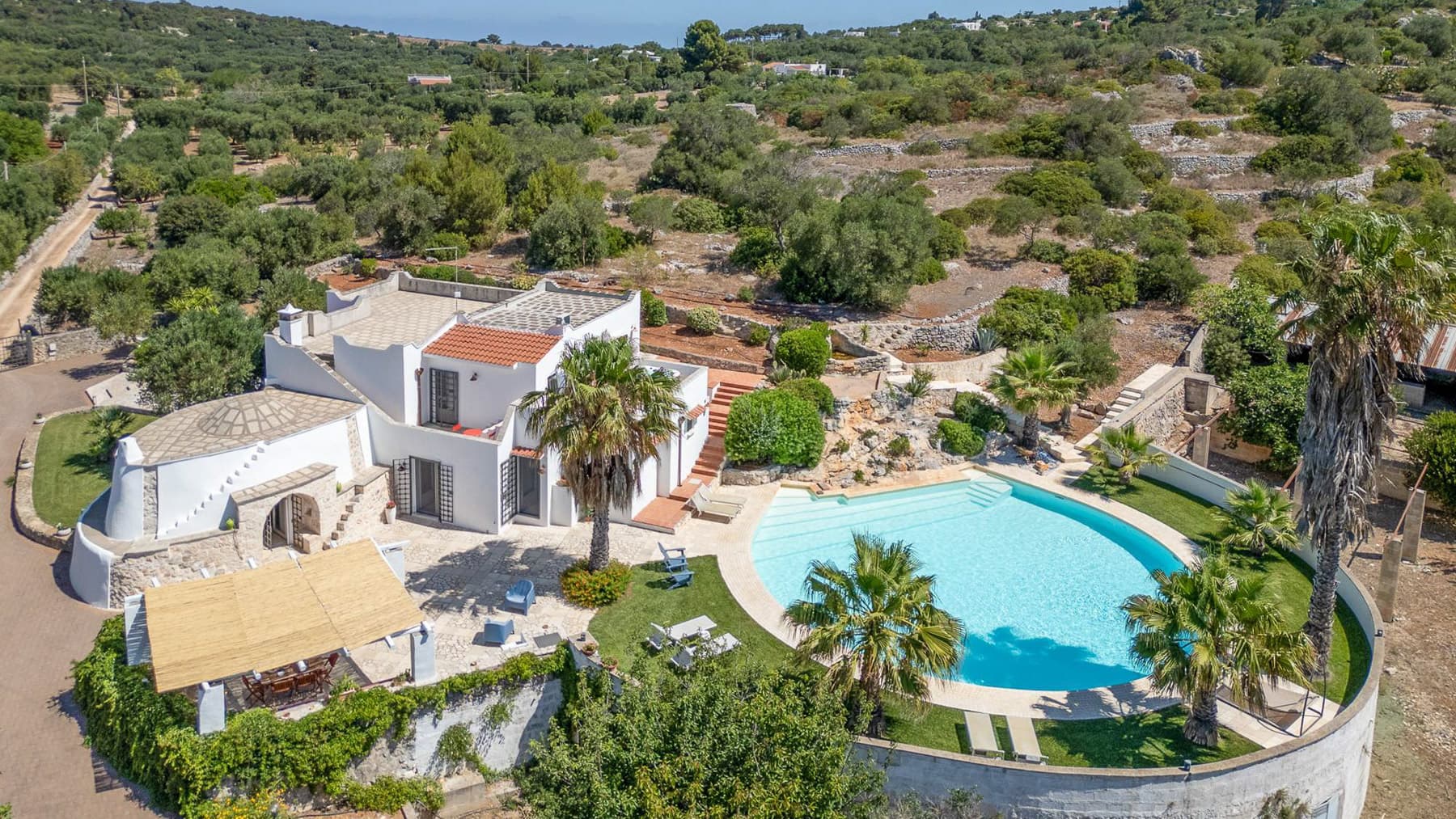 Charming Villa in Ostuni, Puglia's Scenic Beauty