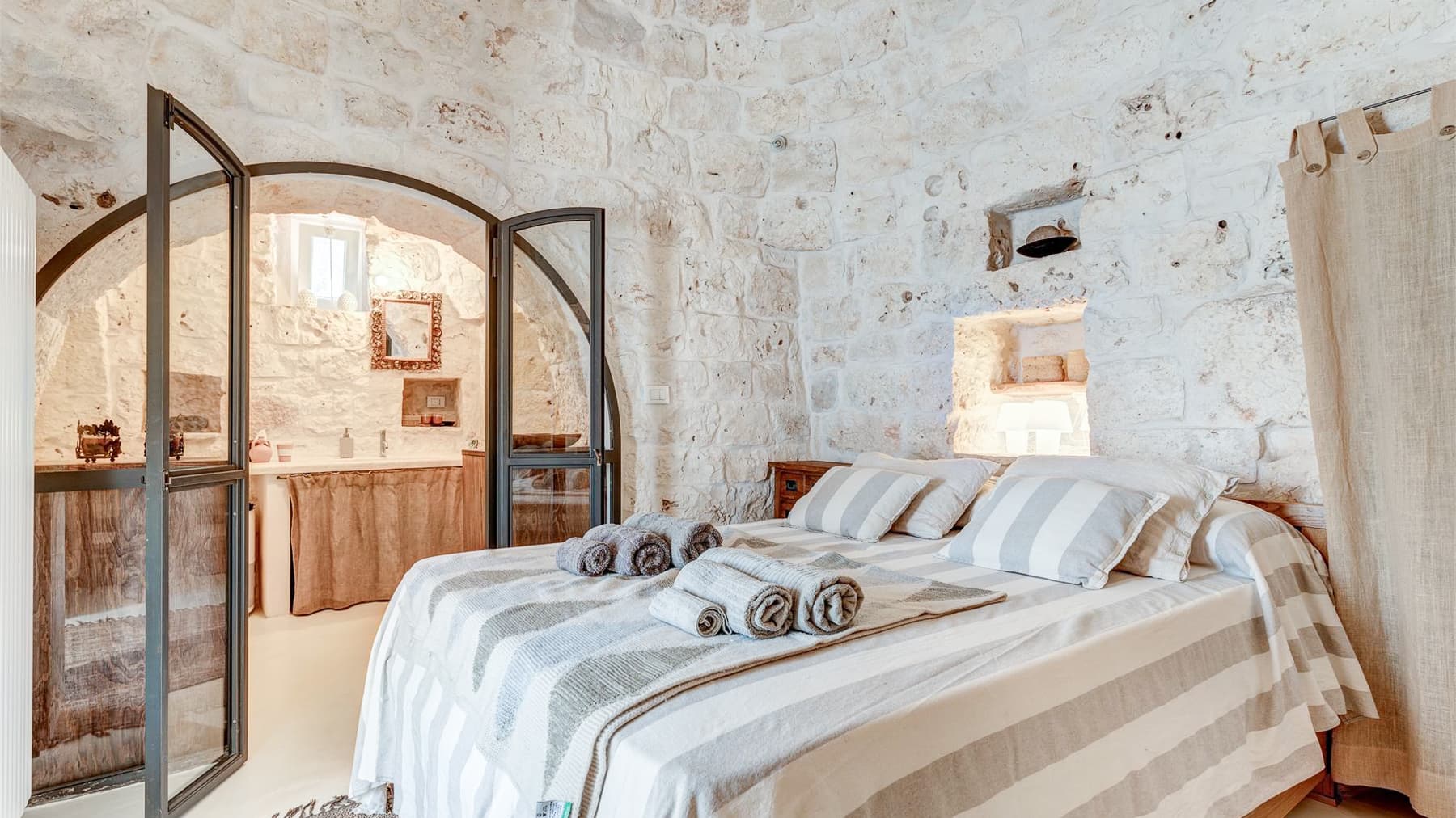 Charming Trullo in San Michele Salentino, Puglia