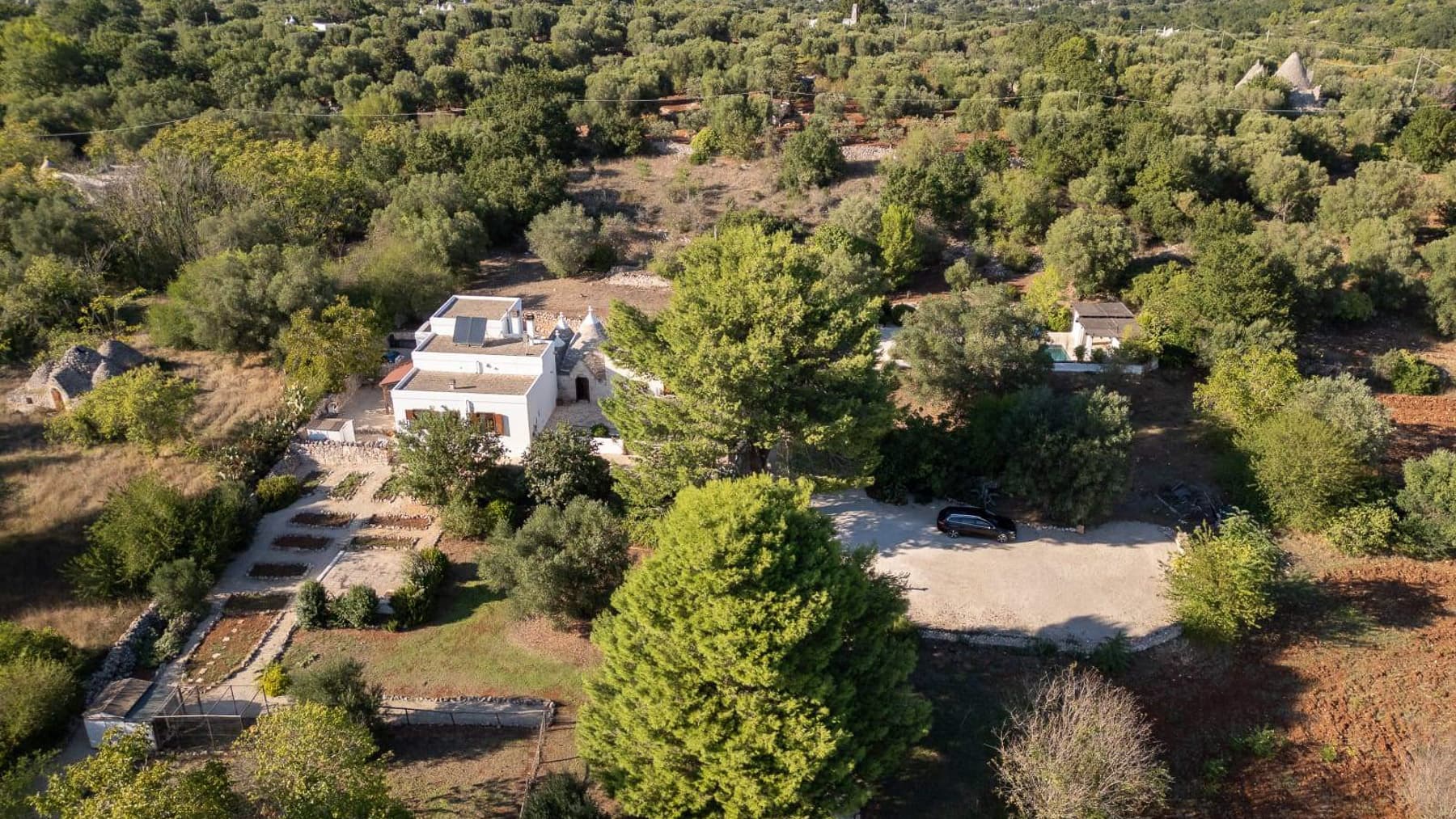 Villa con Piscina e Trulli a Ceglie Messapica, Puglia