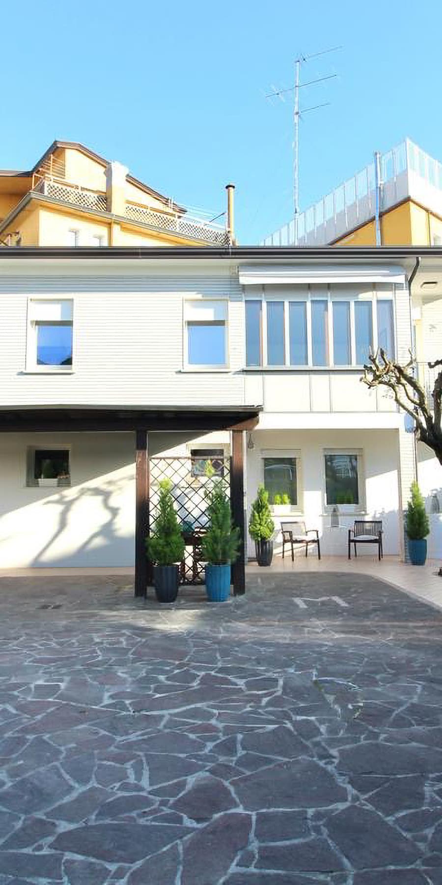 Villa esclusiva nel cuore di Caorle, 189 mq di charme