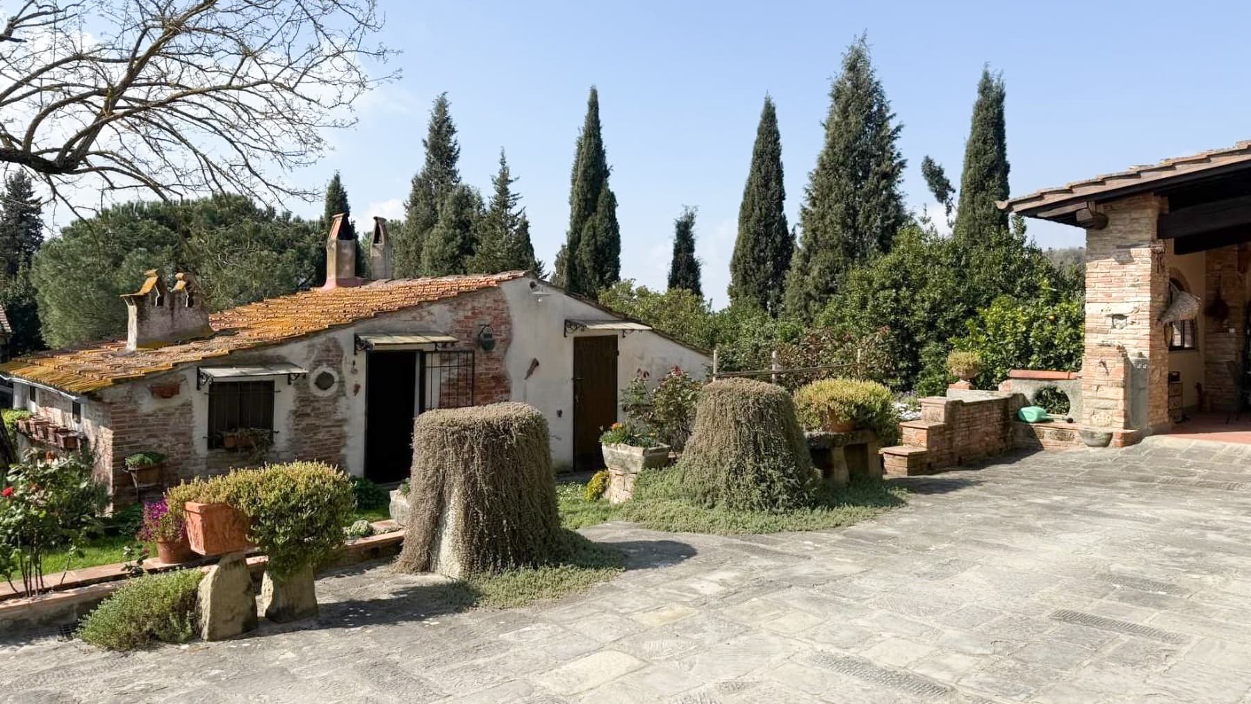 Charming Villa in Cerreto Guidi, Tuscany
