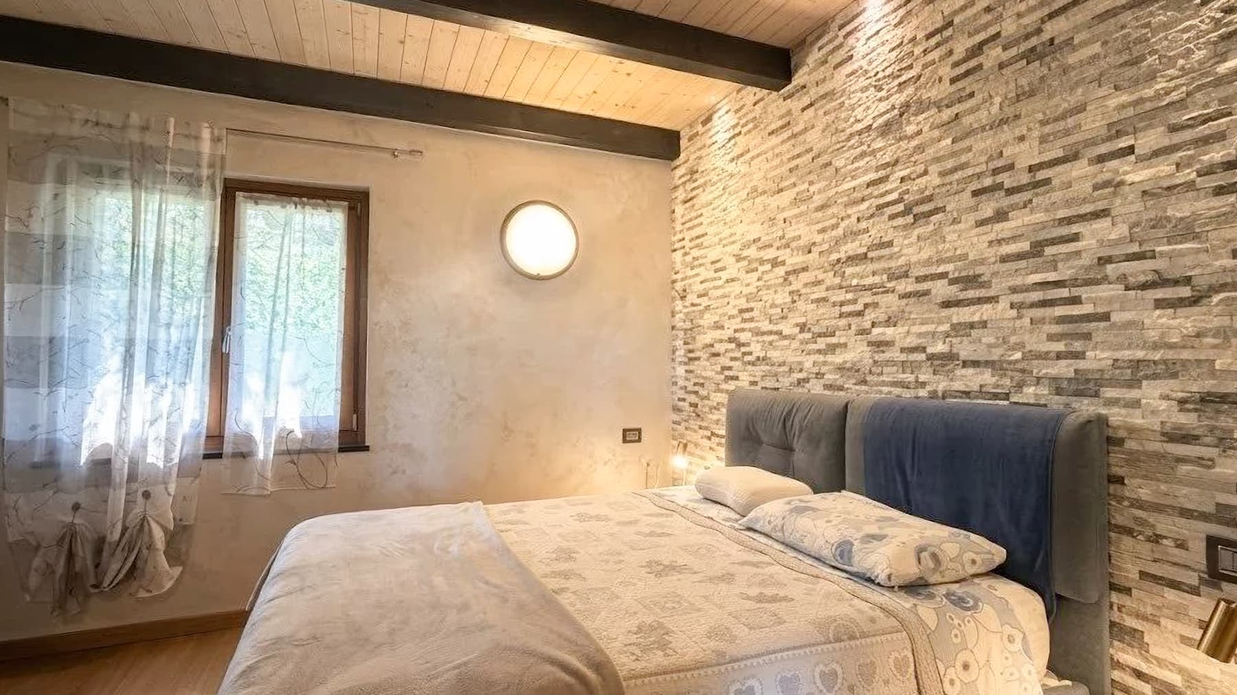 Farmhouse with Pool in Scenic Bossolasco, Piedmont