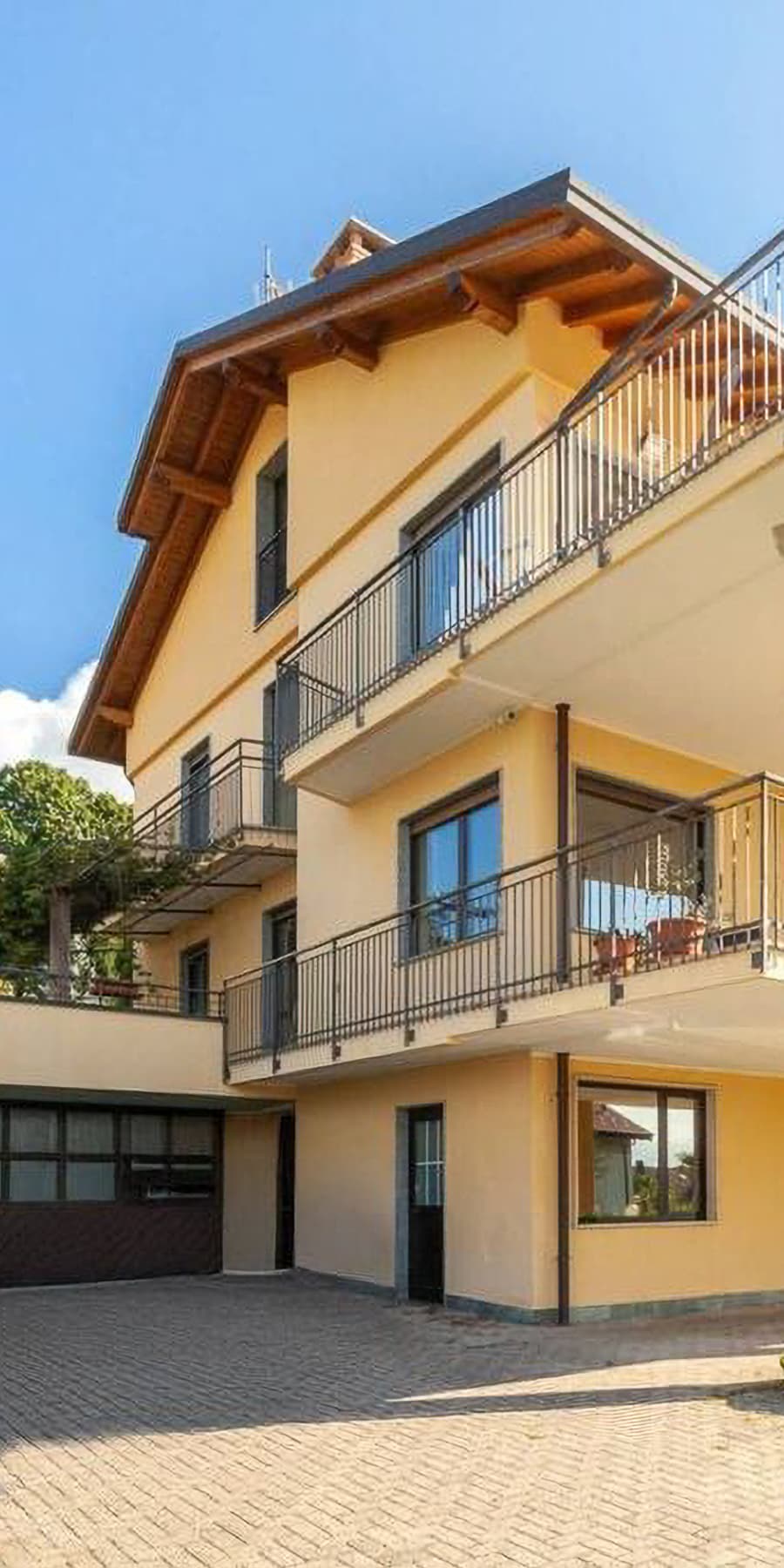 Charming Villa in Comerio, Lombardy